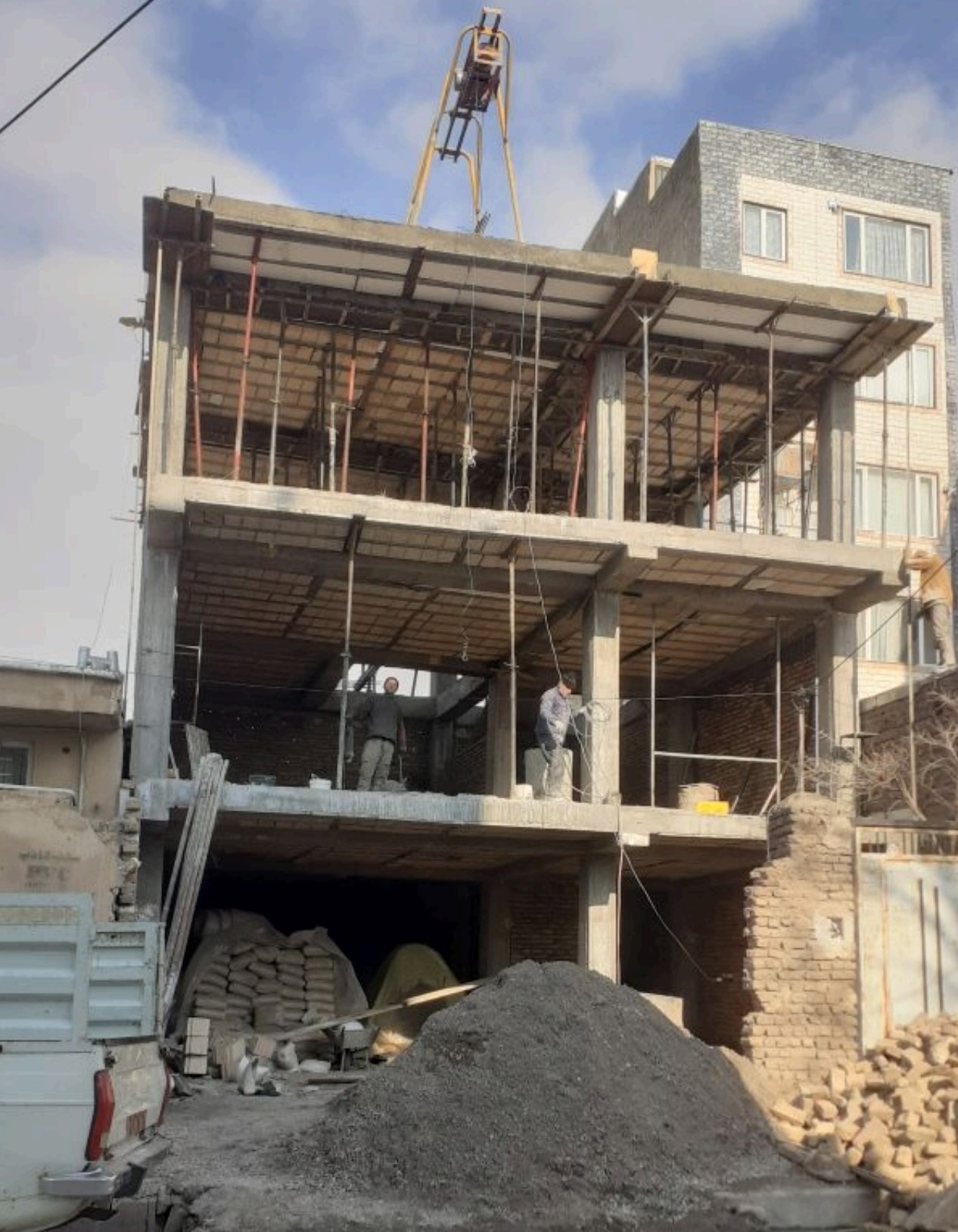 ساخت و ساز ساختمان